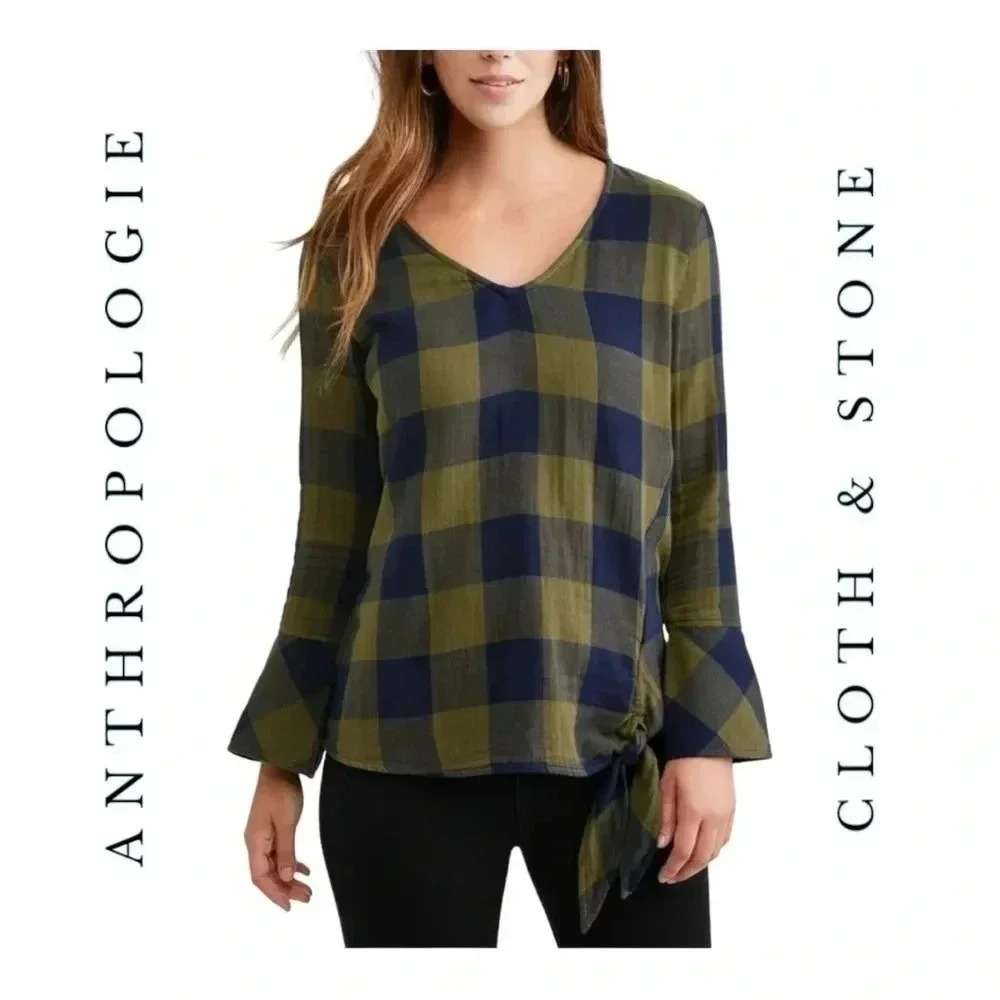 1521. ANTHROPOLOGIE CLOTH & STONE BUFFALO CHECKER PATTERN TOP WITH BELL SLEEVES